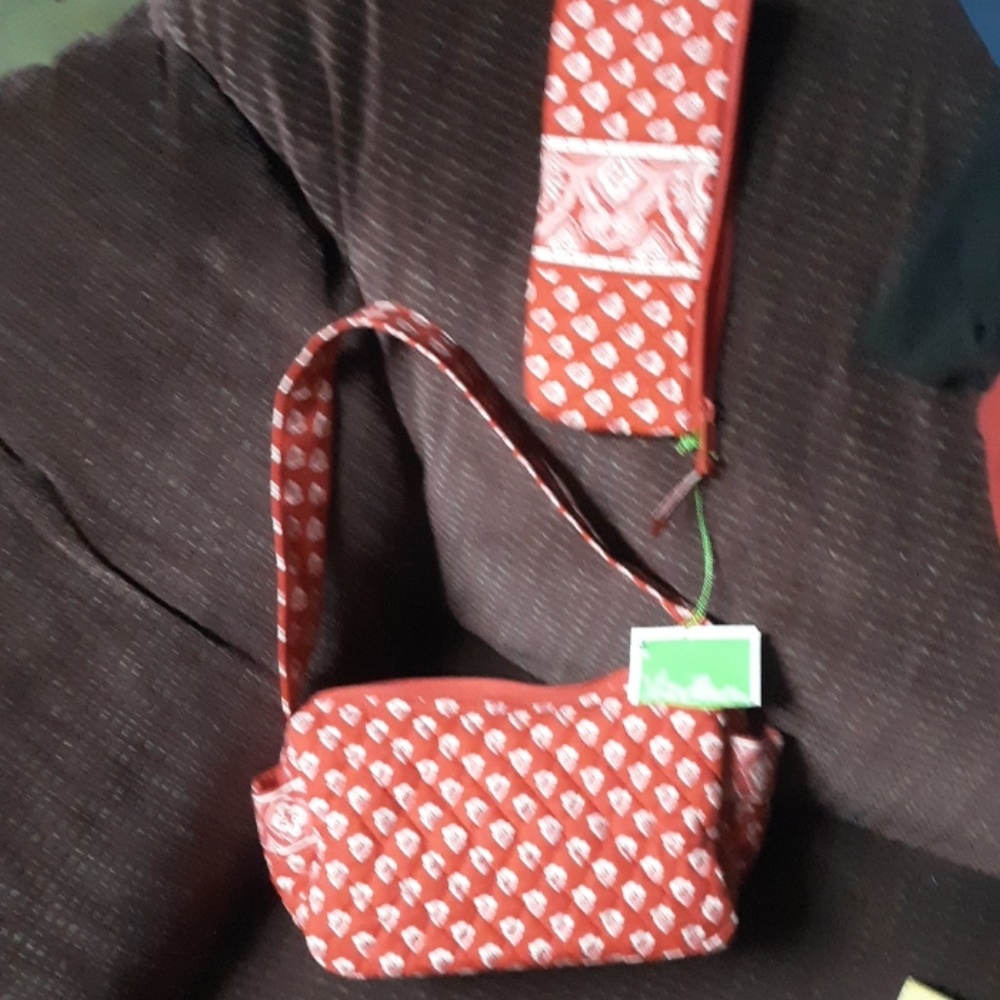 Vera bradley new red and white print flowers